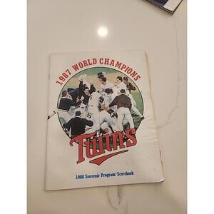 1988 Minnesota Twins Program / Scorebook